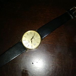 Vintage Lucien Piccard  solid 14k gold watch